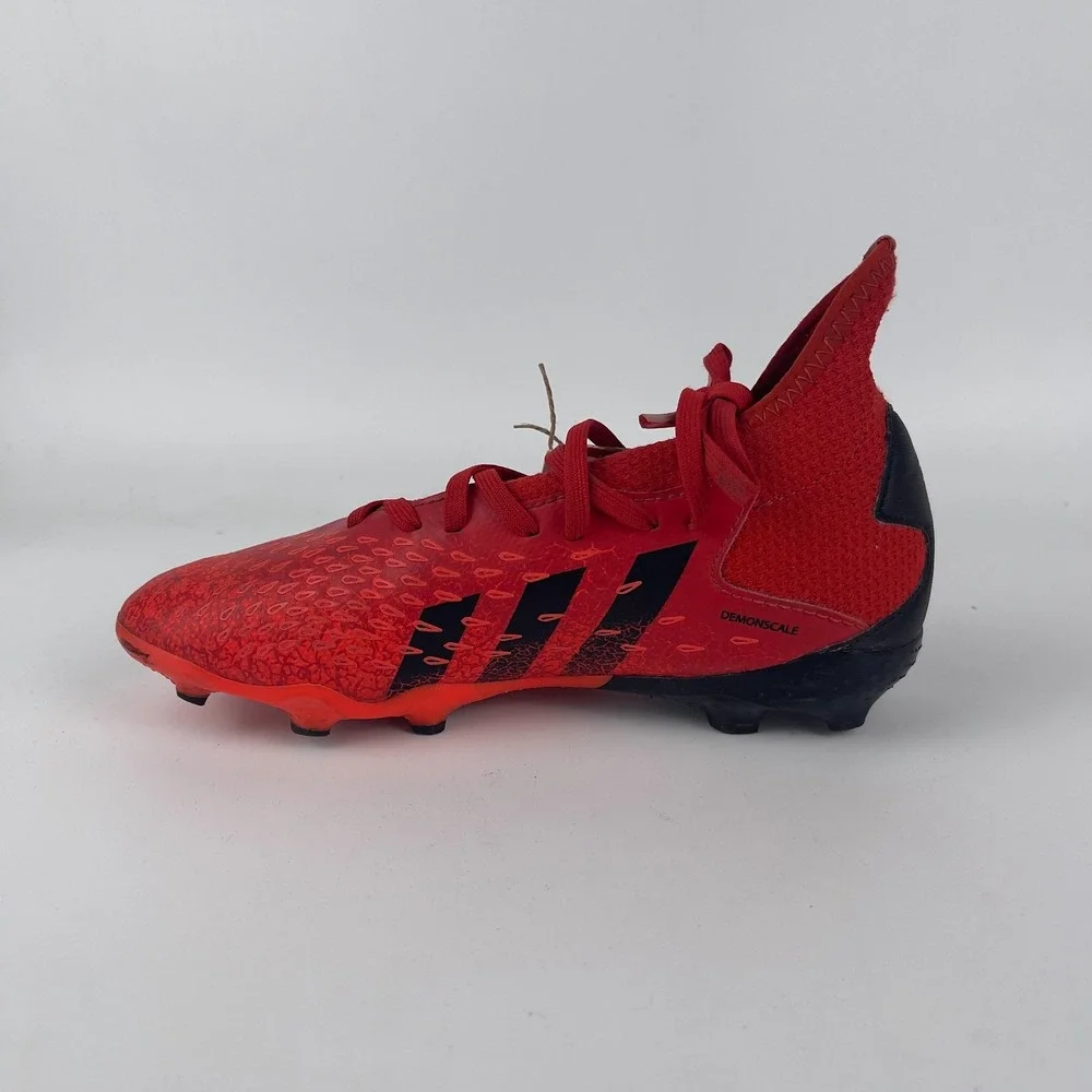 Adidas Predator Edge 4 FXG Soccer Cleats kids 5‎ Red Black Lace Up GW0970
